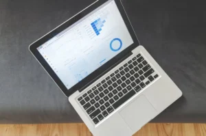 SEO Rank Tracking Software: Daily Top 100 Tracking Guide